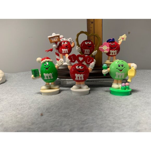 Set 6 Vintage M&M Character Figurines Candy Tube Toppers Ornaments/Cake Toppers - Picture 6 of 7